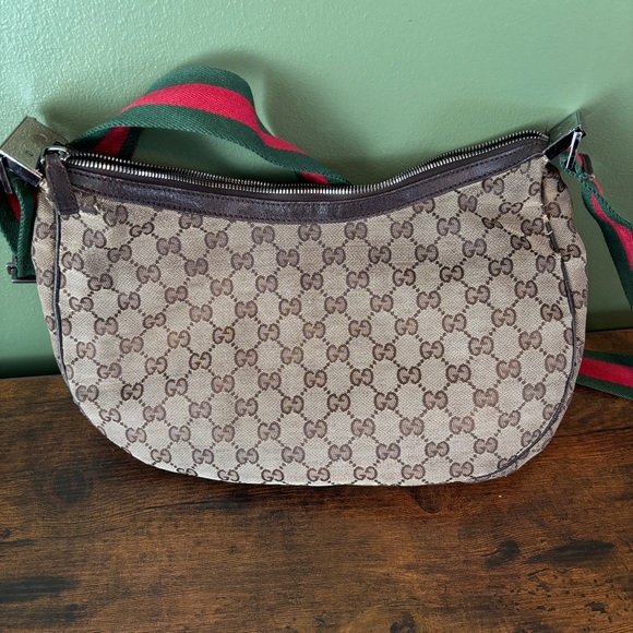 Gucci Vintage Beige and Brown GG Crossbody Bag - Picture 10 of 16
